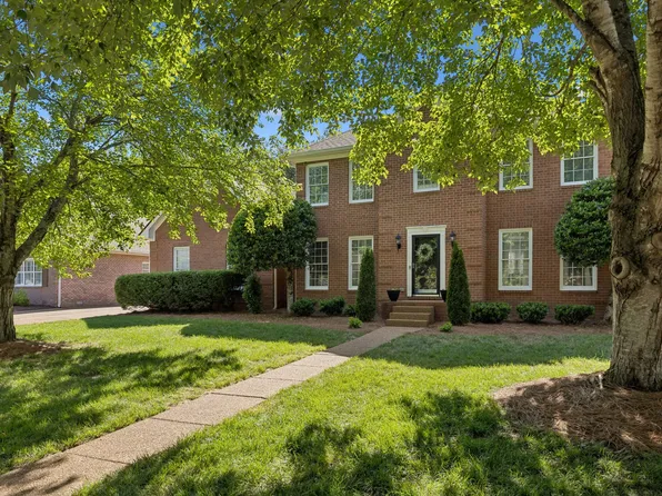 1612 Kinnard Dr, Franklin, TN 37064
