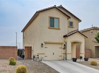 1952 Metamora St, Sunrise Manor, NV 89115