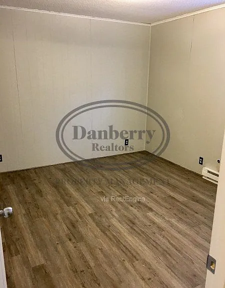 725 N Cory St #H — Photo 9
