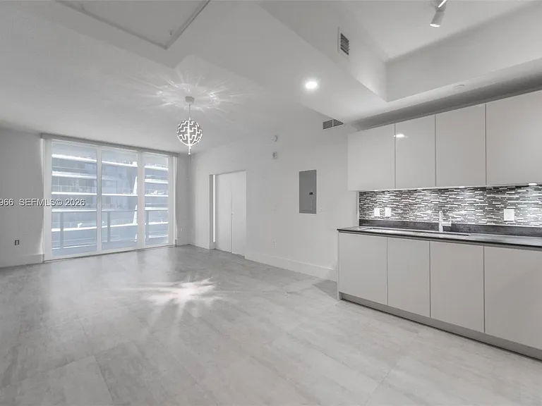 1010 Brickell Ave #4607 — Photo 8