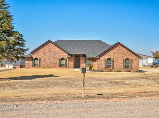 5705 Cedar Tree Cir, Guthrie, OK 73044