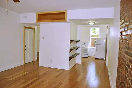 221 Renner St #2 Photo 1