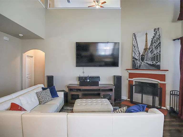 2182 Liriope Ln — Photo 15