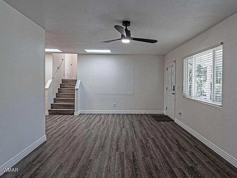 580 N 9th Dr — Photo 7