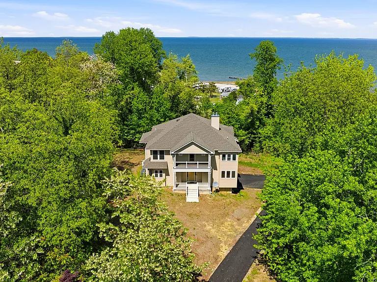5116 Shore Dr — Photo 26