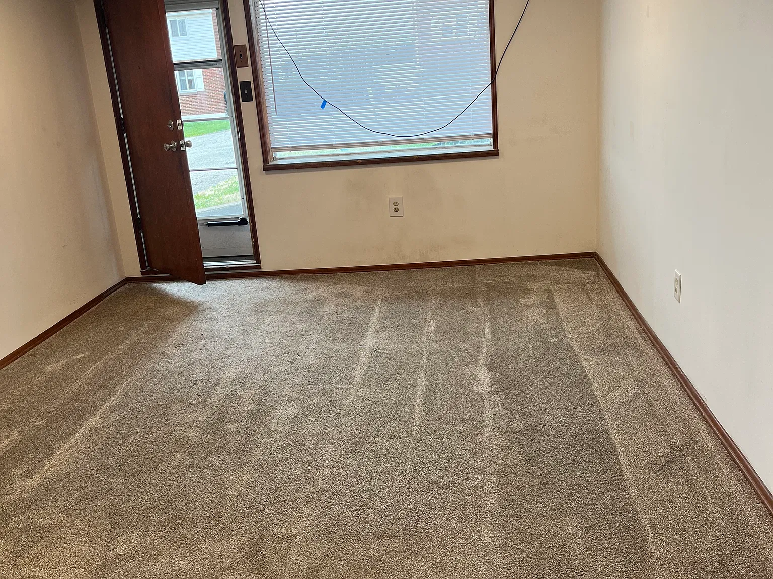 2214 Duchess Ave — Photo 4