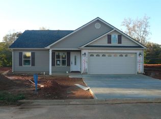 817 N Mossy Rock, Spartanburg, SC 29303