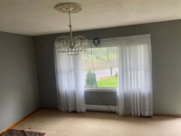 8 Hill St, Lock Haven, PA 17745