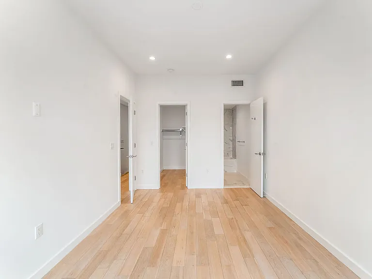 347B Claremont Ave #B — Photo 5