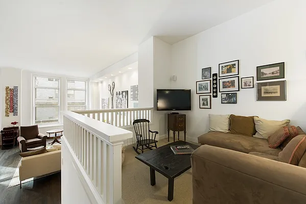 Sold by Nest Seekers International | media 16