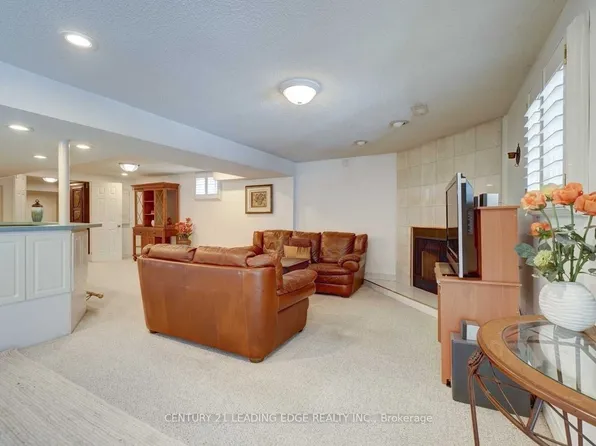 1374 Heritage Way #Basement, Oakville, ON L6M 3C9