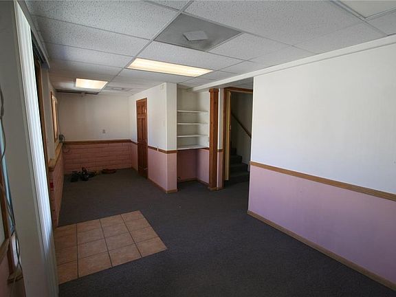 4th image of 634 W Country Club Blvd