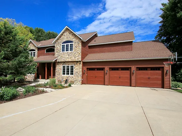 16694 206th Cir, Hutchinson, MN 55350