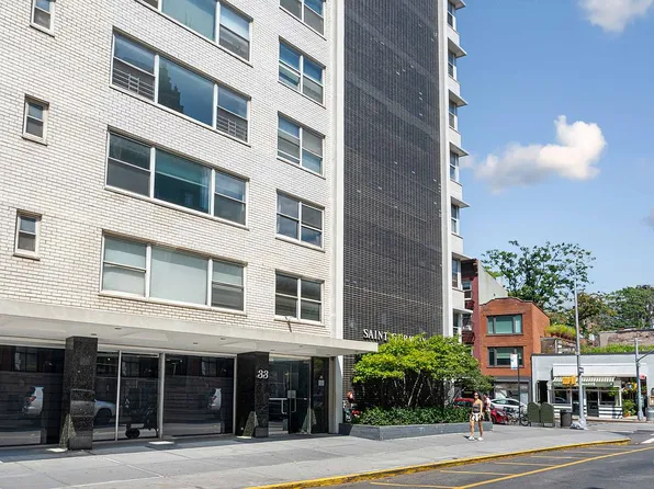 33 Greenwich Avenue 3M image 8 of 9