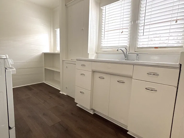 138 W Montecito Ave #B — Photo 7