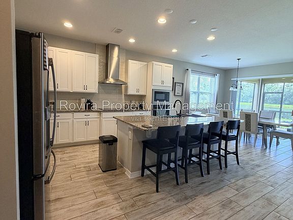 5th image of 889 Terrapin Dr