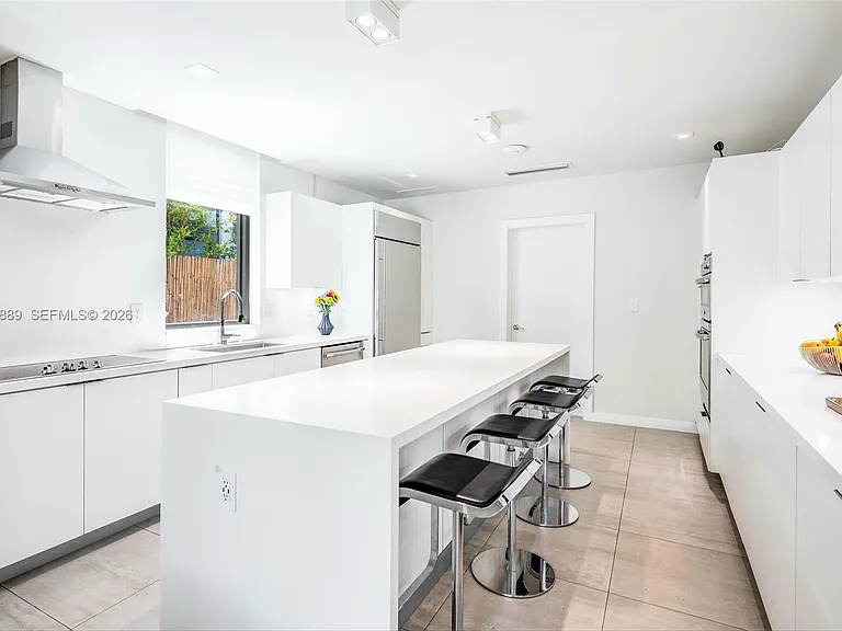 8641 Arboretum Ln — Photo 26