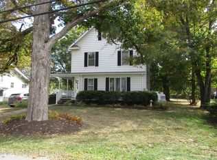 24 Oak St, Nicholson, PA 18446