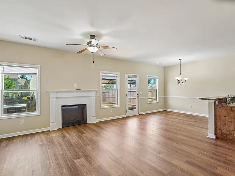 103 Highland Pointe Cir E — Photo 5