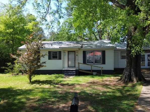 419 Allen Dr, Sylacauga, AL 35150