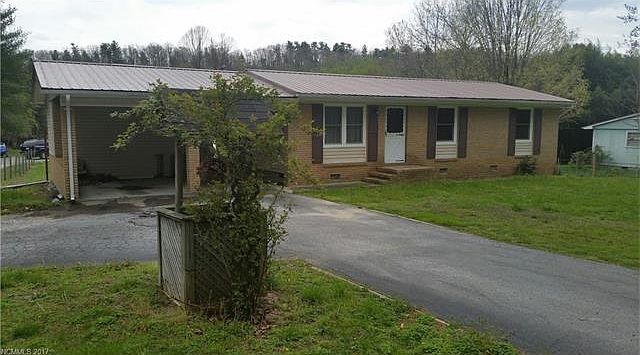 2nd image of 529 Stoney Mountain Rd