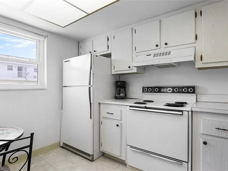 3150 Binnacle Dr #217 — Photo 6