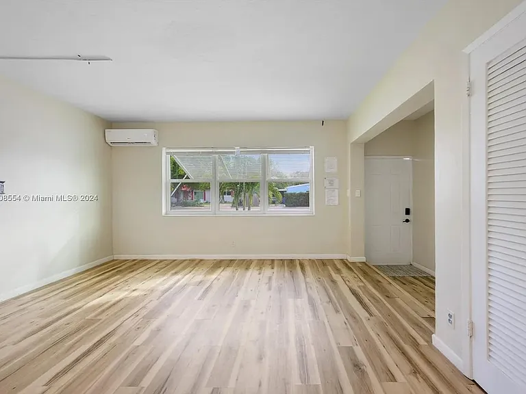 1721 NE 15th Ave #1721 — Photo 6