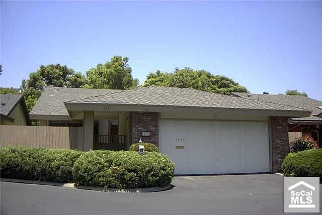 Large Courtyard Style 2 bed 2 bath