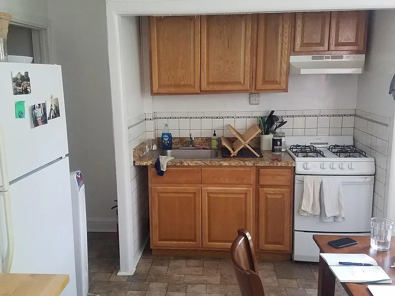 324 S 43rd St #3-1BDR — Photo 13