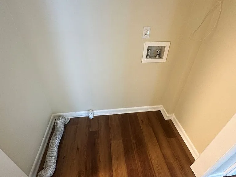 3260 Niagara Dr — Photo 7
