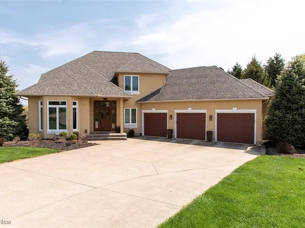 1224 Gold Crest Dr, Medina, OH 44256