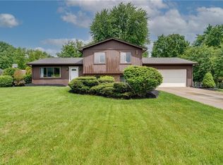 129 McCracken Rd, Streetsboro, OH 44241