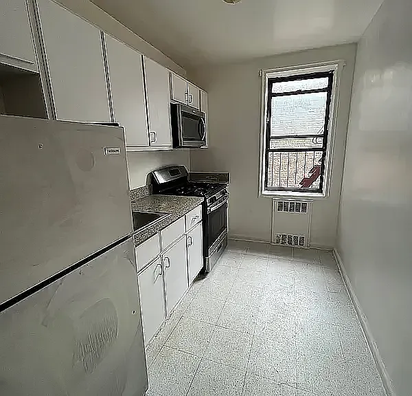 67-12 Yellowstone Blvd #K4 — Photo 3
