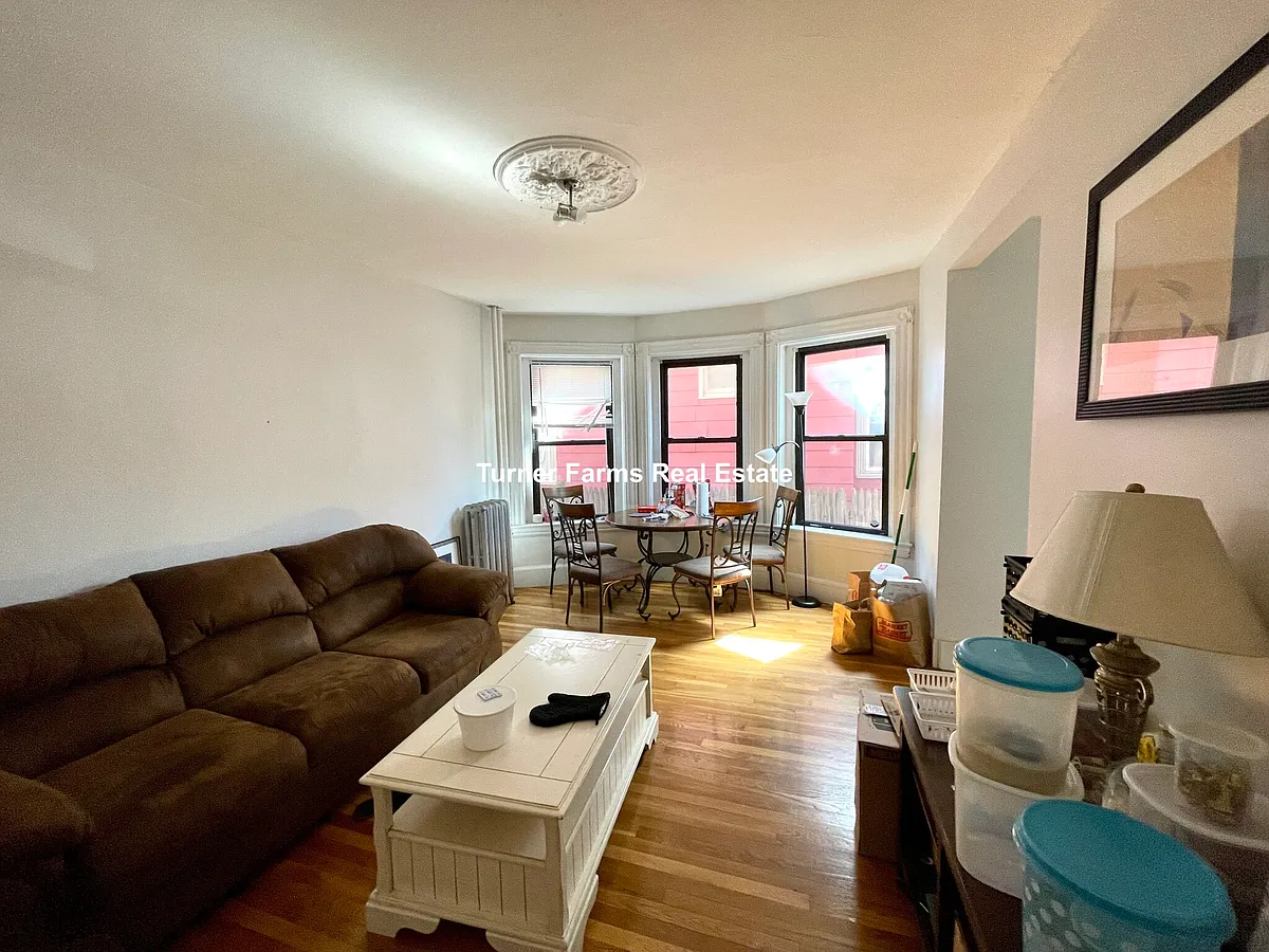 Building Photo - 42 Cedar St #1