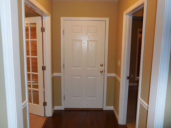 2nd image of 6211 Lee Road 240