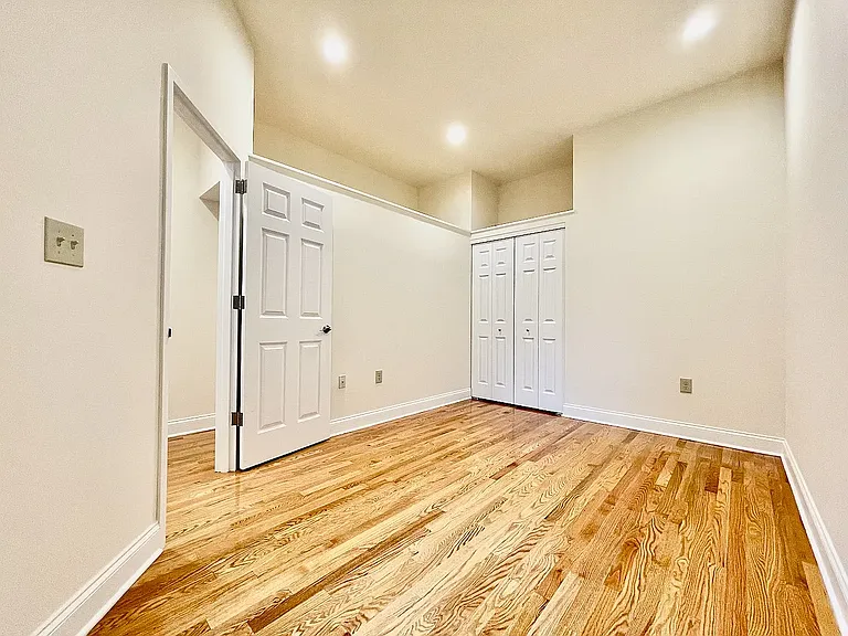 129 E 90th St #5W — Photo 9