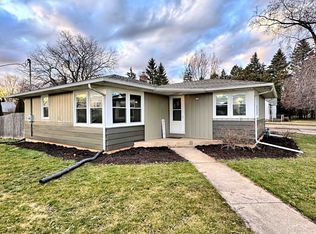 236 W 20th Ave, Oshkosh, WI 54902