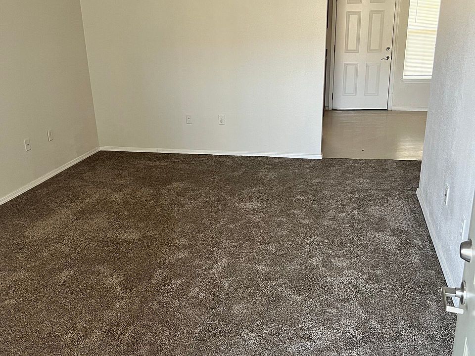 1st image of 11801 E 80th Dr