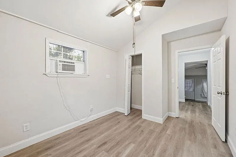 2 bed, 2.0 bath, 775 sqft, $1,100 — Photo 4
