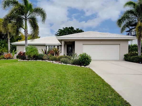 381 FLAMINGO DRIVE, VENICE, FL 34285