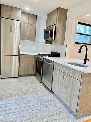 Rented by Zjama Realty Corp | media 3