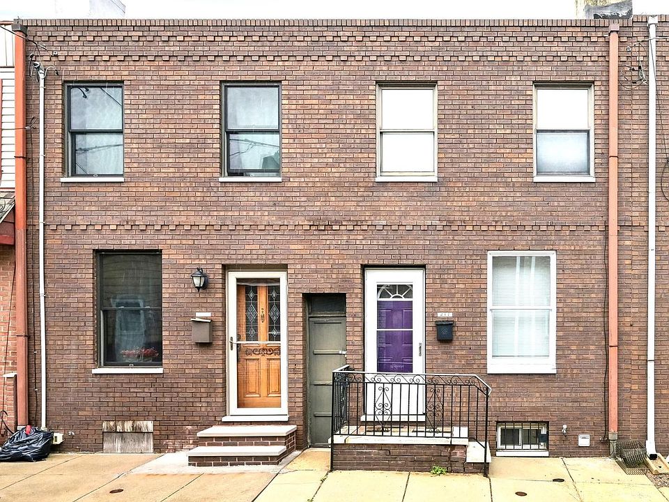 1st image of 217 Gerritt St