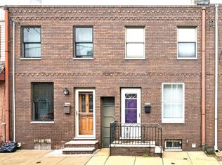 217 Gerritt St, Philadelphia, PA 19147