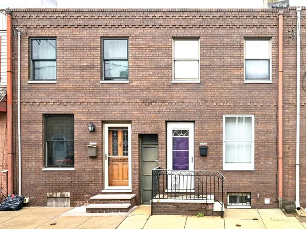217 Gerritt St, Philadelphia, PA 19147