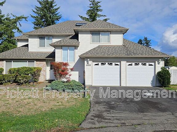 2nd image of 6453 Grand Pine Loop NE