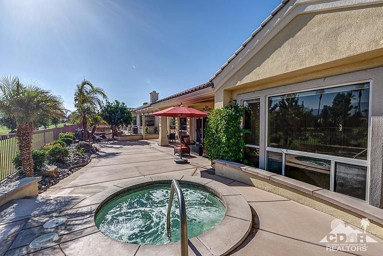 2nd image of 78631 Kentia Palm Dr