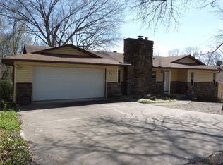 22 Kensington Dr, Bella Vista, AR 72715