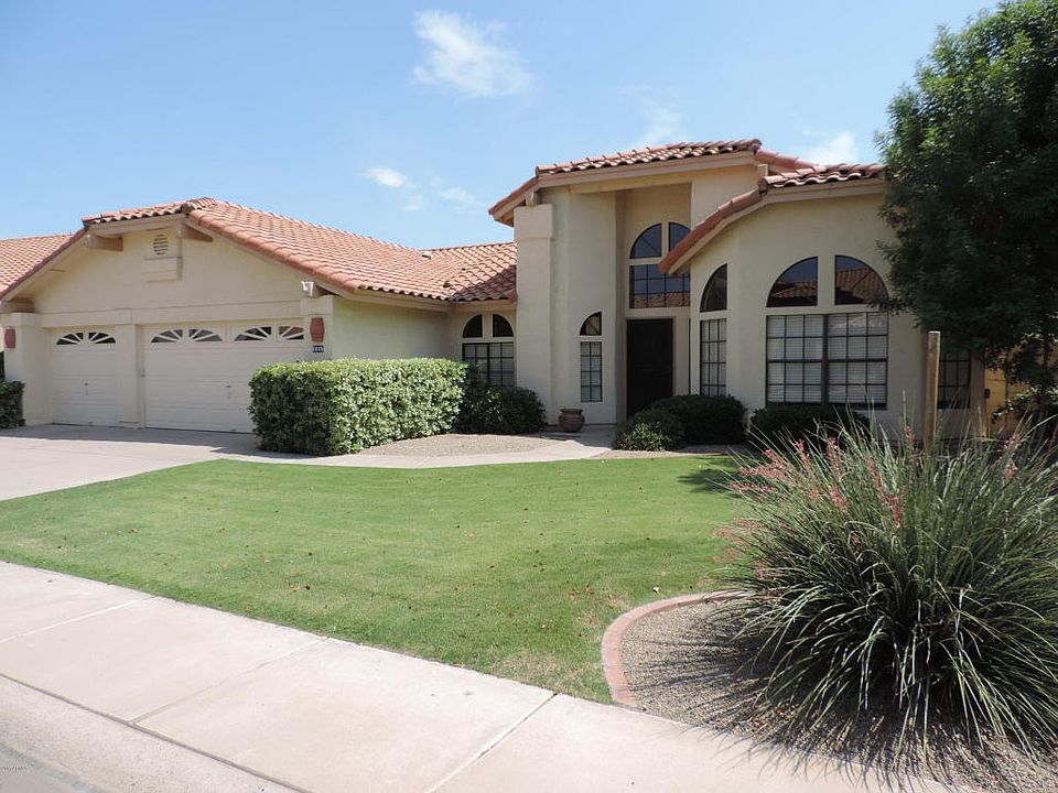 1st image of 1615 W Desert Broom Dr