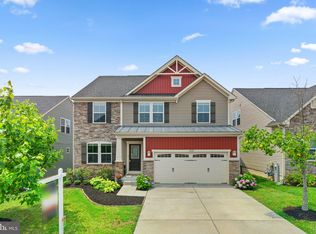829 Creekside Village Blvd, Glen Burnie, MD 21060