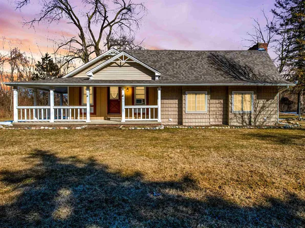 8009 Marsh Rd, Clay, MI 48001